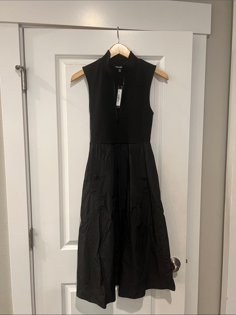 Steve Madden Black Sleeveless Zip-Front Midi Dress